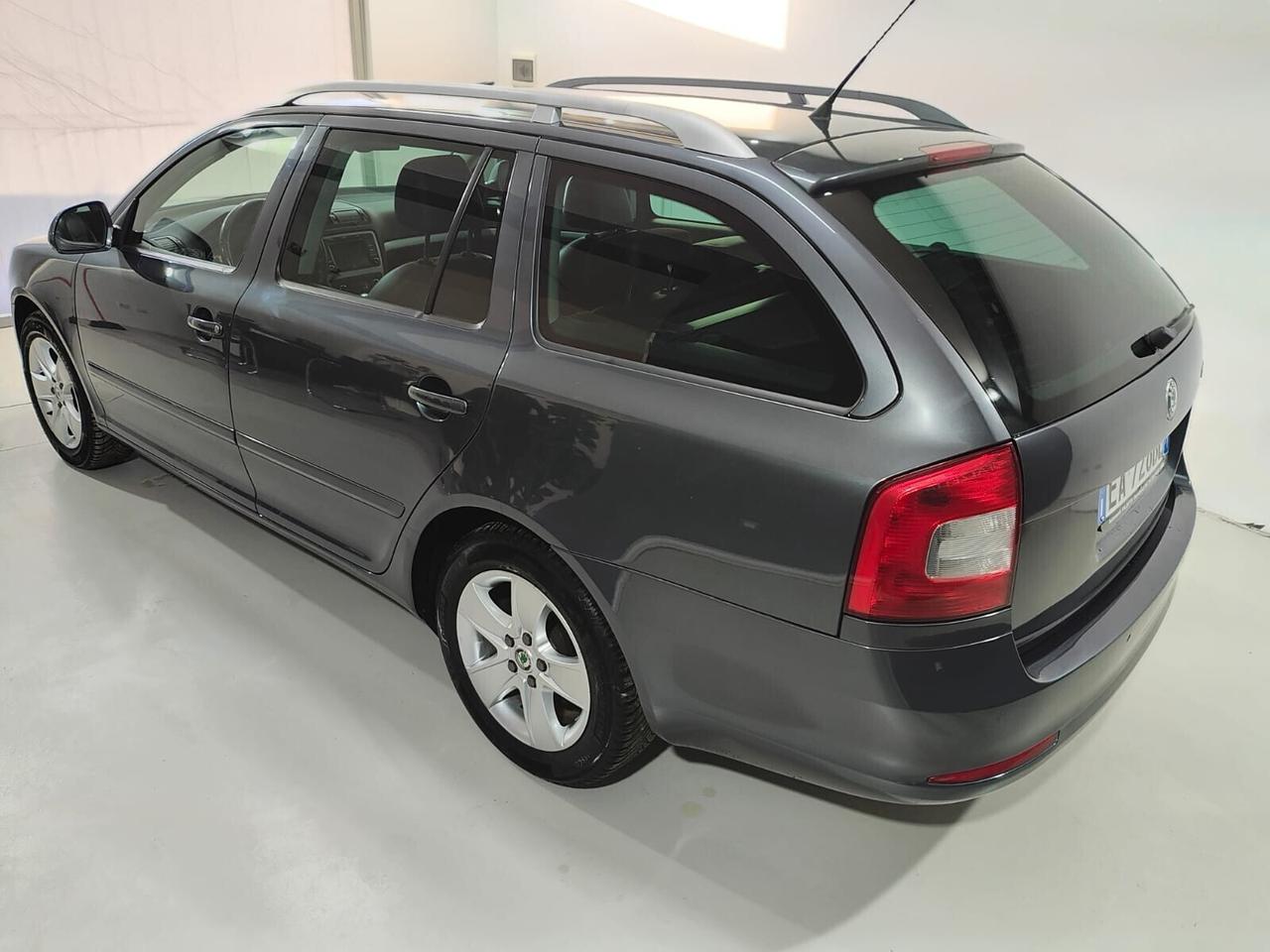 Skoda Octavia 1.6 TDI full optional permuto