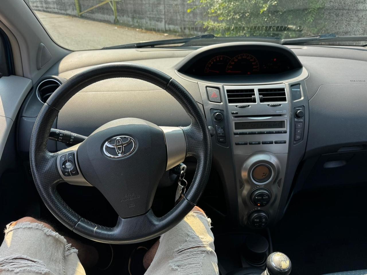 Toyota Yaris 1.3 5 porte Sol