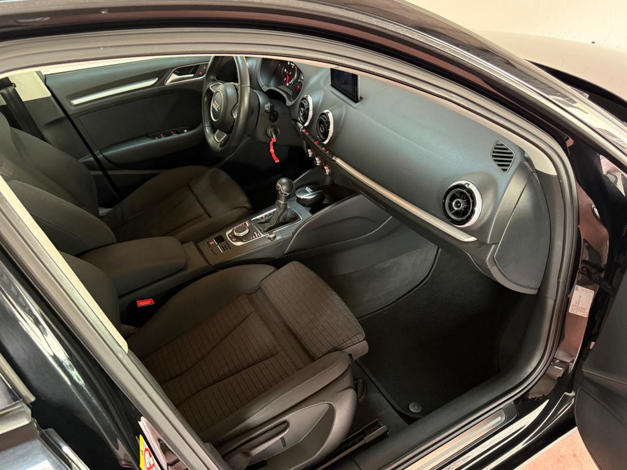 Audi A3 1.6 TDI 105CV SPORTBACK S TRONIC