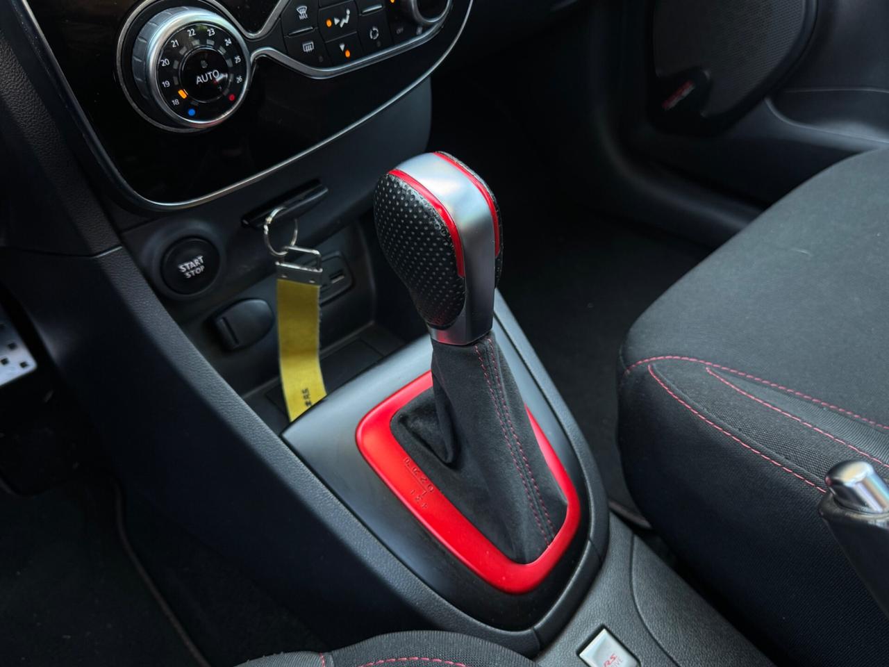 Renault Clio RS PERFORMACE EDIZIONE LIMITATA