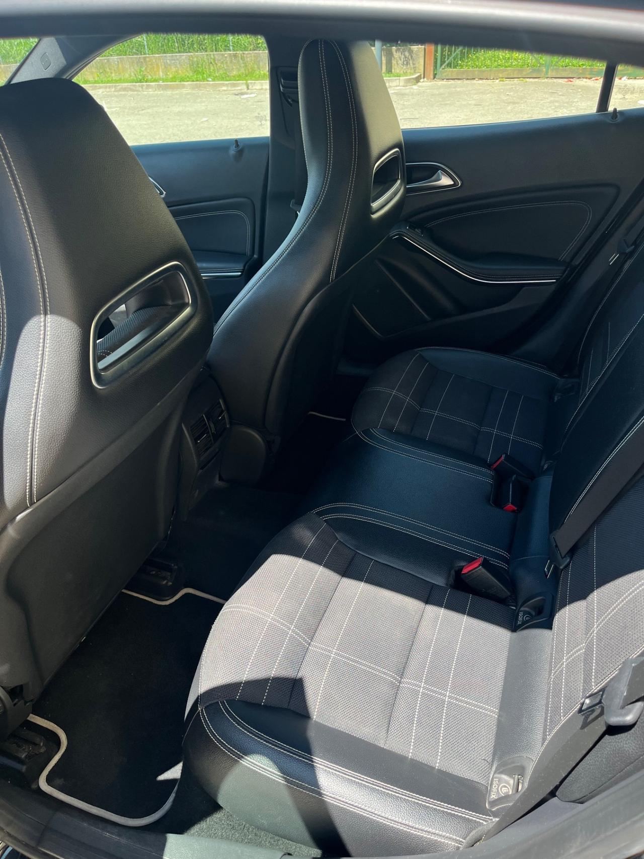Mercedes-benz GLA 200 CDI Sport