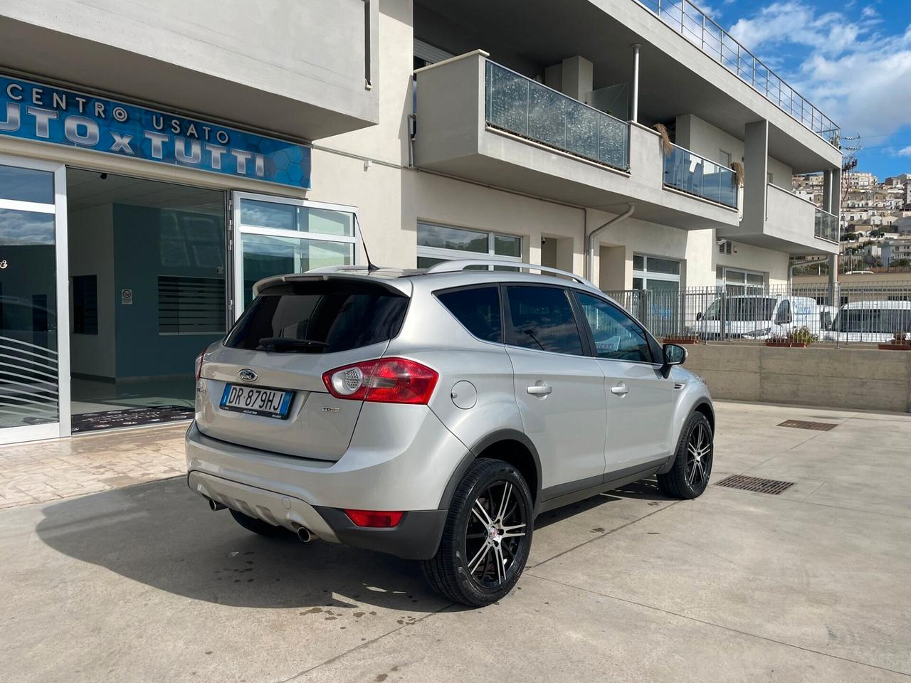 Ford Kuga 2.0 TDCi 136 CV 4WD Titanium