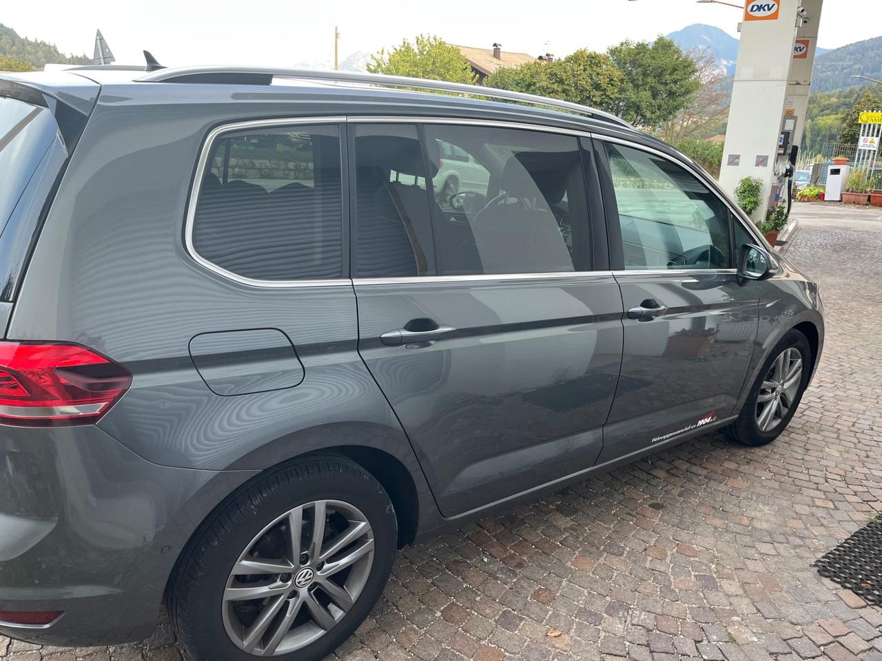 Volkswagen Touran 1.5 TSI EVO DSG Executive BlueMotion Technology