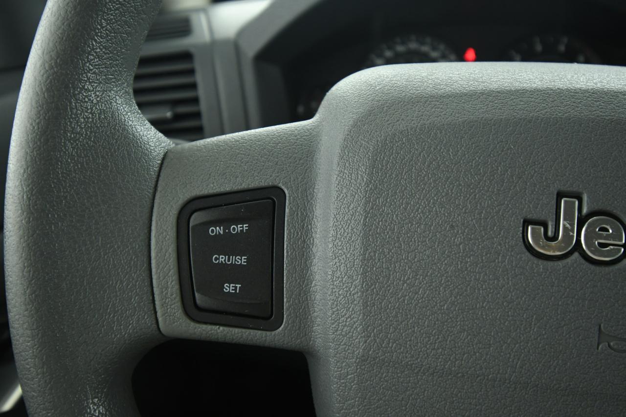 JEEP Grand Cherokee 3.0 V6 crd Laredo auto COMMERCIANTI+GANCIO TRAINO