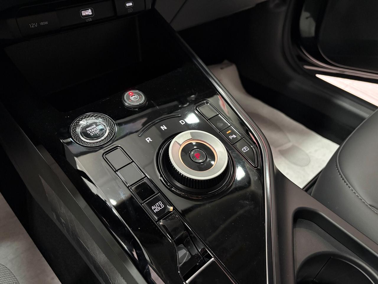 Kia Niro 1.6 TRIFUEL GPL HEV Style 126cv DCT6 Auto KM00