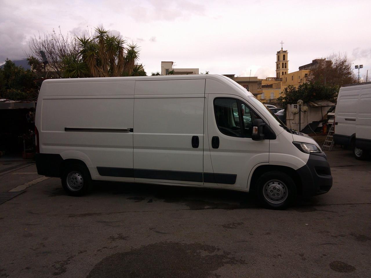 Peugeot Boxer 2.0 BlueHDi PC-TN Furgone 2017