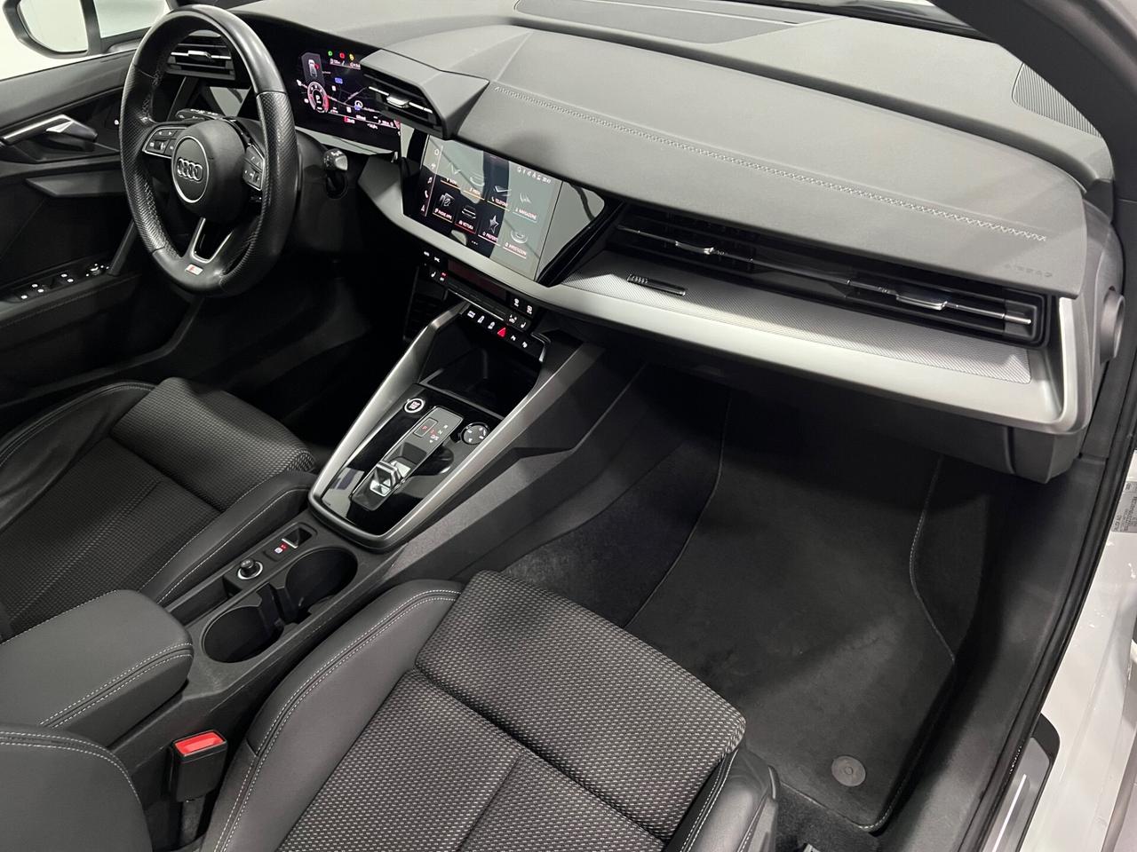 Audi A3 35 SPB 2.0 TDI STronic SLine Edition