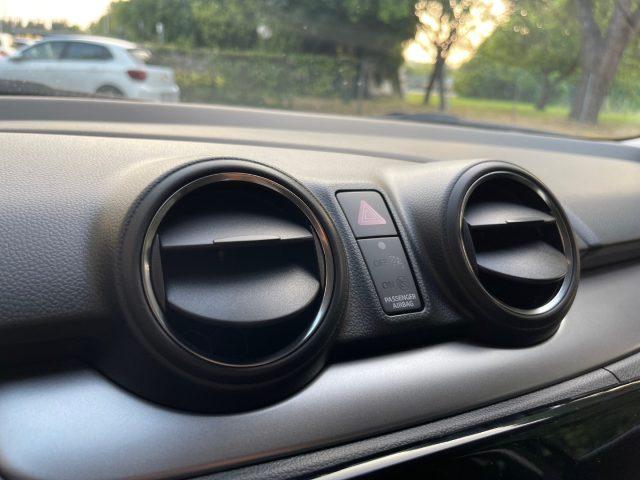 SUZUKI Swift 1.2 83CV CVT AUTOMATICA HYBRID TOP KM-0 NAVIGATORE
