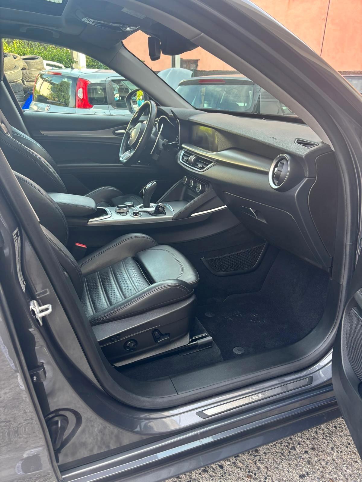 Alfa Romeo Stelvio 2.2 Turbodiesel 210 CV AT8 Q4 Veloce