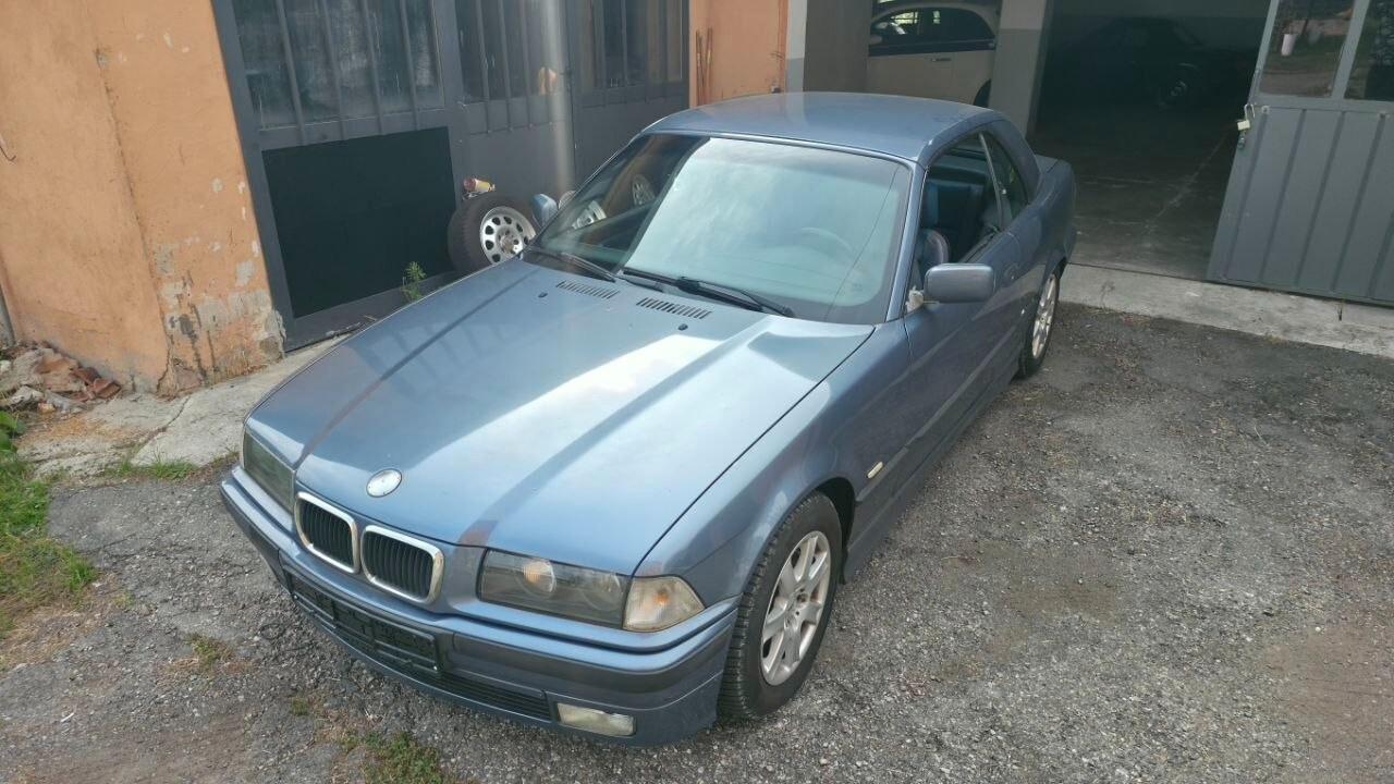 Bmw 318i Coupé