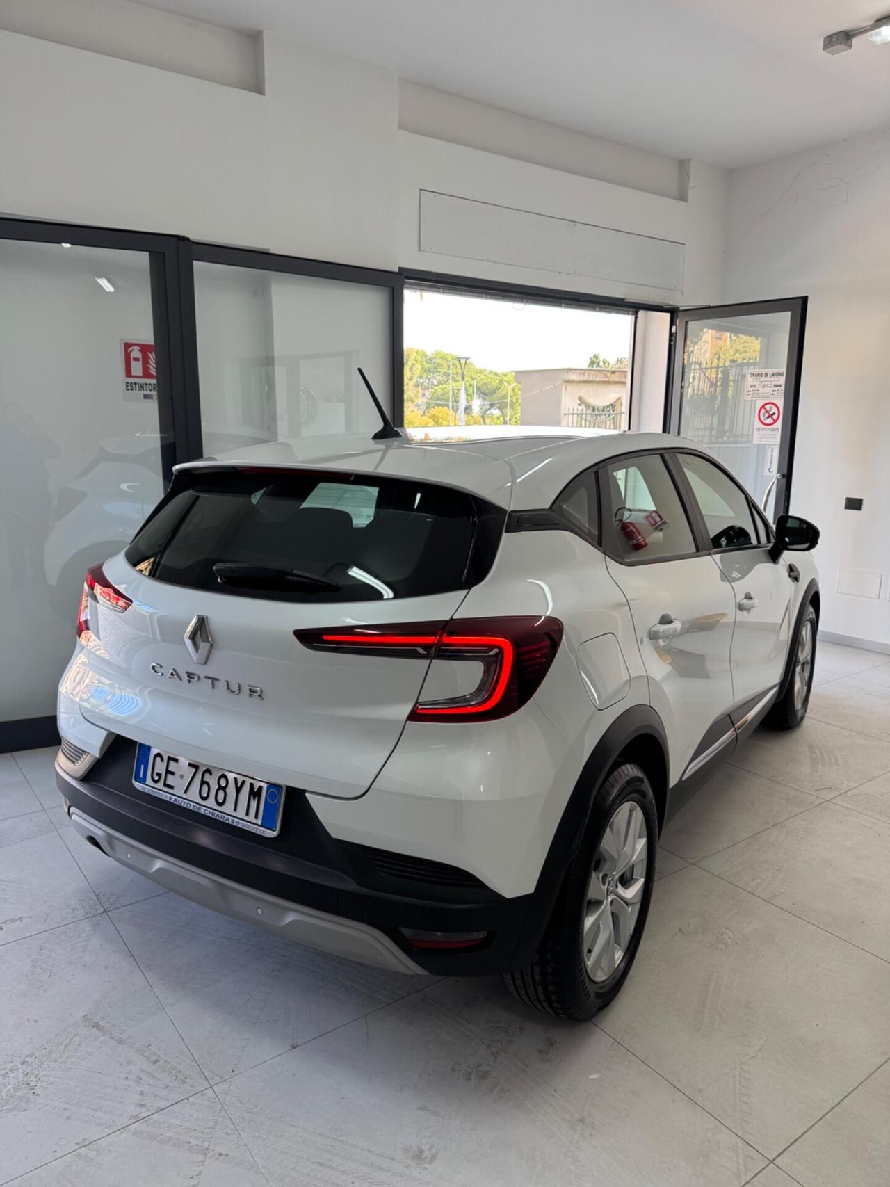 Renault Captur 1500cc diesel automatica