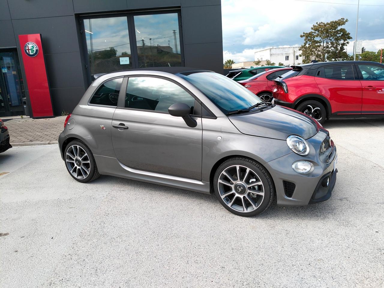 Abarth 595 C 1.4 Turbo T-Jet 165 CV