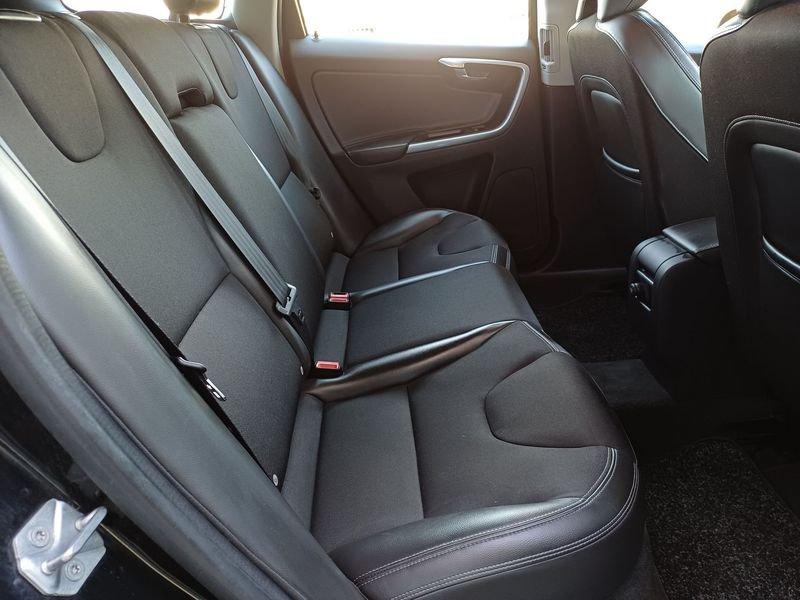 Volvo XC60 D3 Geartronic 150cv GARANZIA -1°PROP