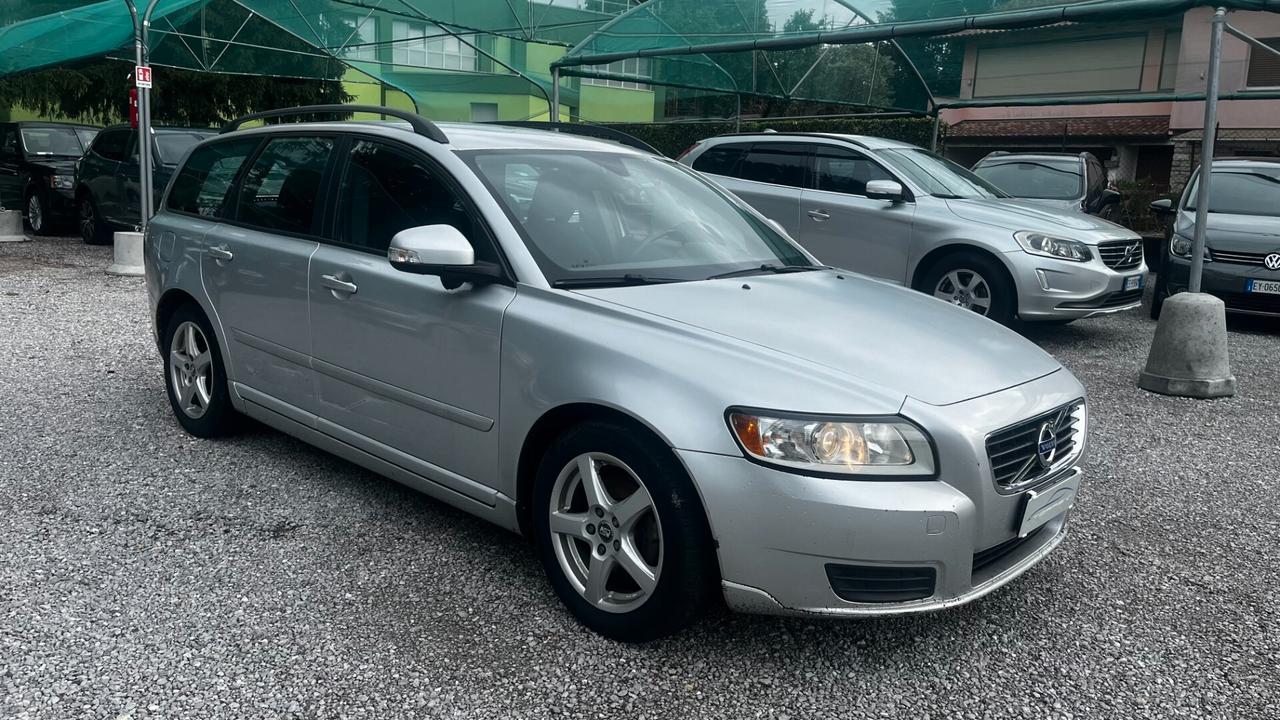 Volvo V50 D2 POLAR