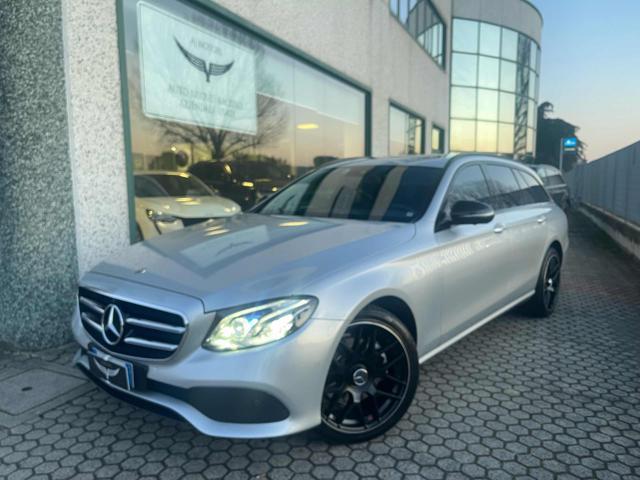 MERCEDES-BENZ E 220 d S.W. 4Matic Auto Premium