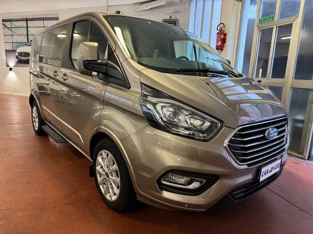 Ford Tourneo Custom custum 320 185 cv aut.titatinium