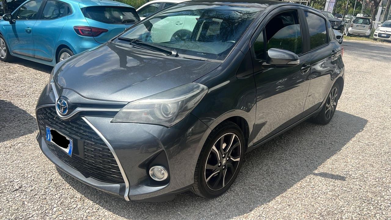 Toyota Yaris Hybrid