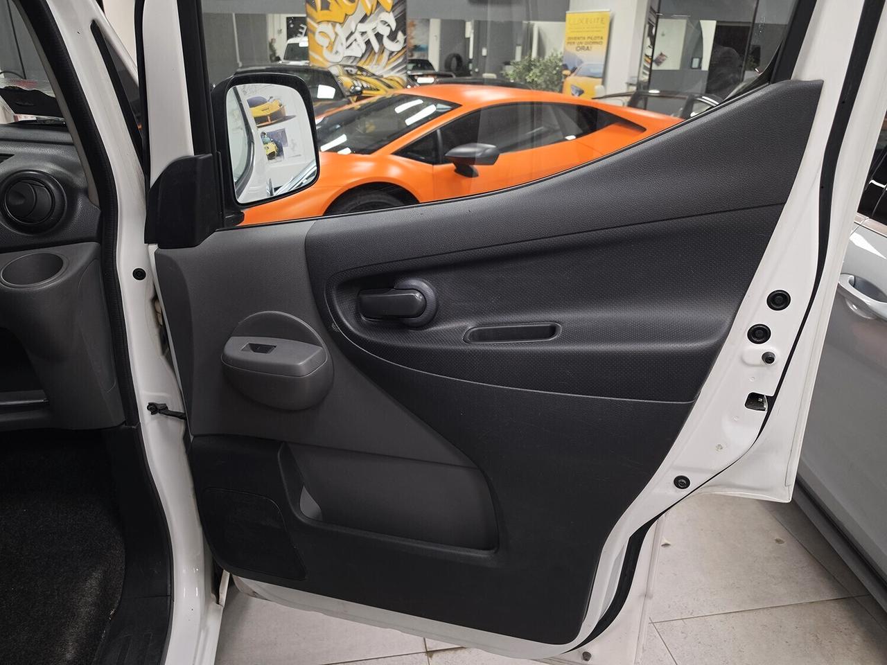 Nissan NV200 1.5 dCi 90CV Combi (N1) PORTELLONE SCORREVOLE E SDOPPIATO _ CONDIZIONI OTTIME _ SOLO 120.000 KM _ AUTOCARRO N1 _ GARANZIA 12 MESI