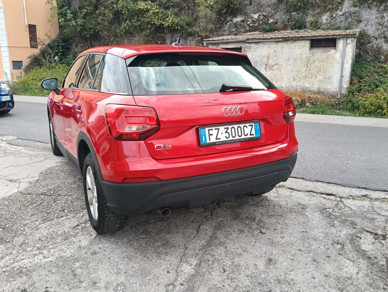 Audi Q2 30 TDI Business Design