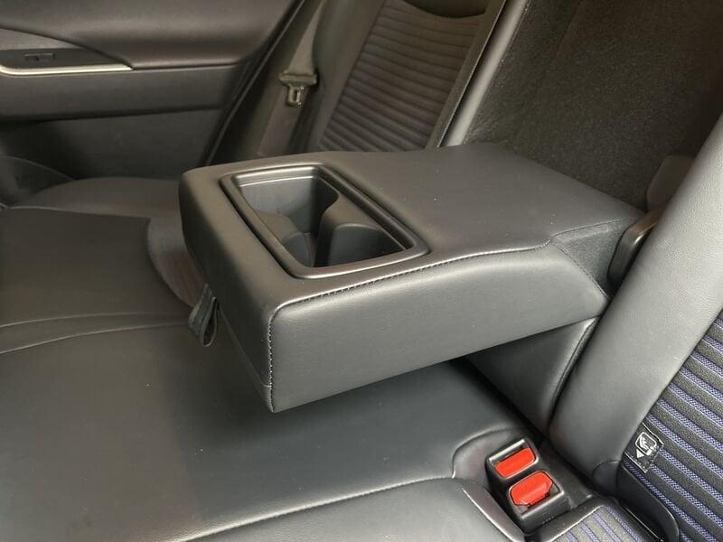 Toyota RAV4 2.5 Hybrid CVT 2WD Style