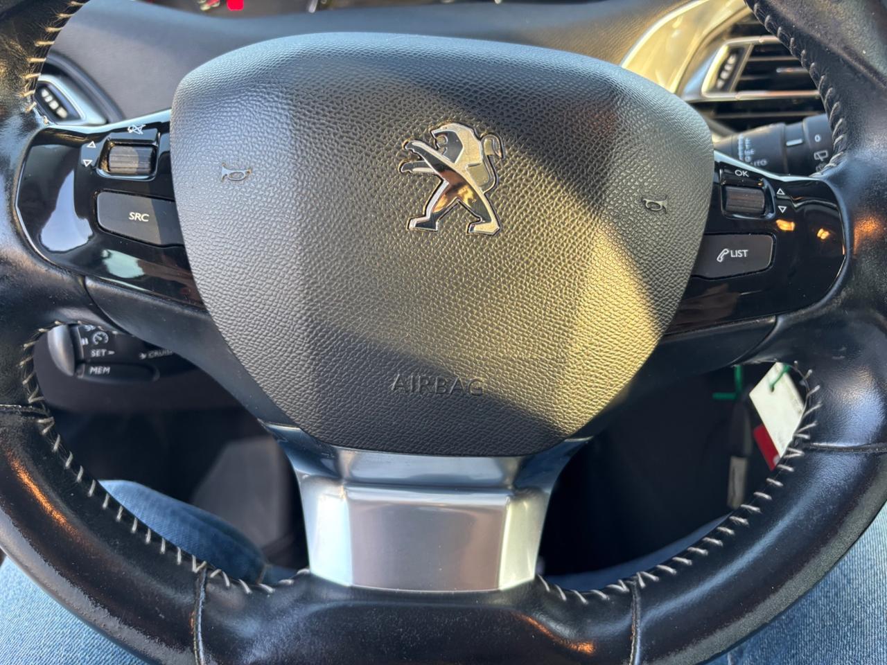 PEUGEOT 308 1.6HDI 100CV LED NAVIGATORE SENS PARK
