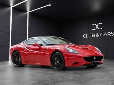 Ferrari California California 4.3 dct Atelier Ferrari/Carbon Ceramica/Camera/Rosso Corsa con Tetto in nero