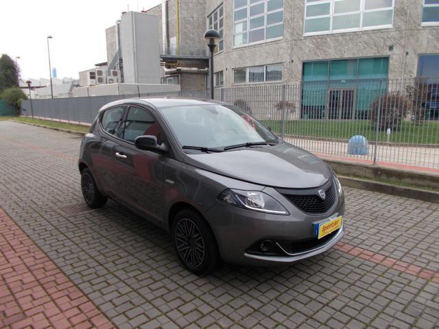 LANCIA Ypsilon 1.0 FireFly 5 porte S&S Hybrid Ecochic Gold