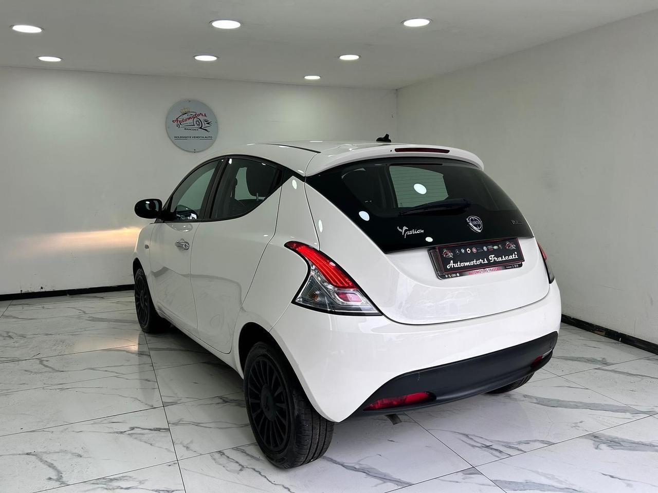 Lancia Ypsilon 1.0 FireFly 5 porte S&S Hybrid -GARANTITE-2022