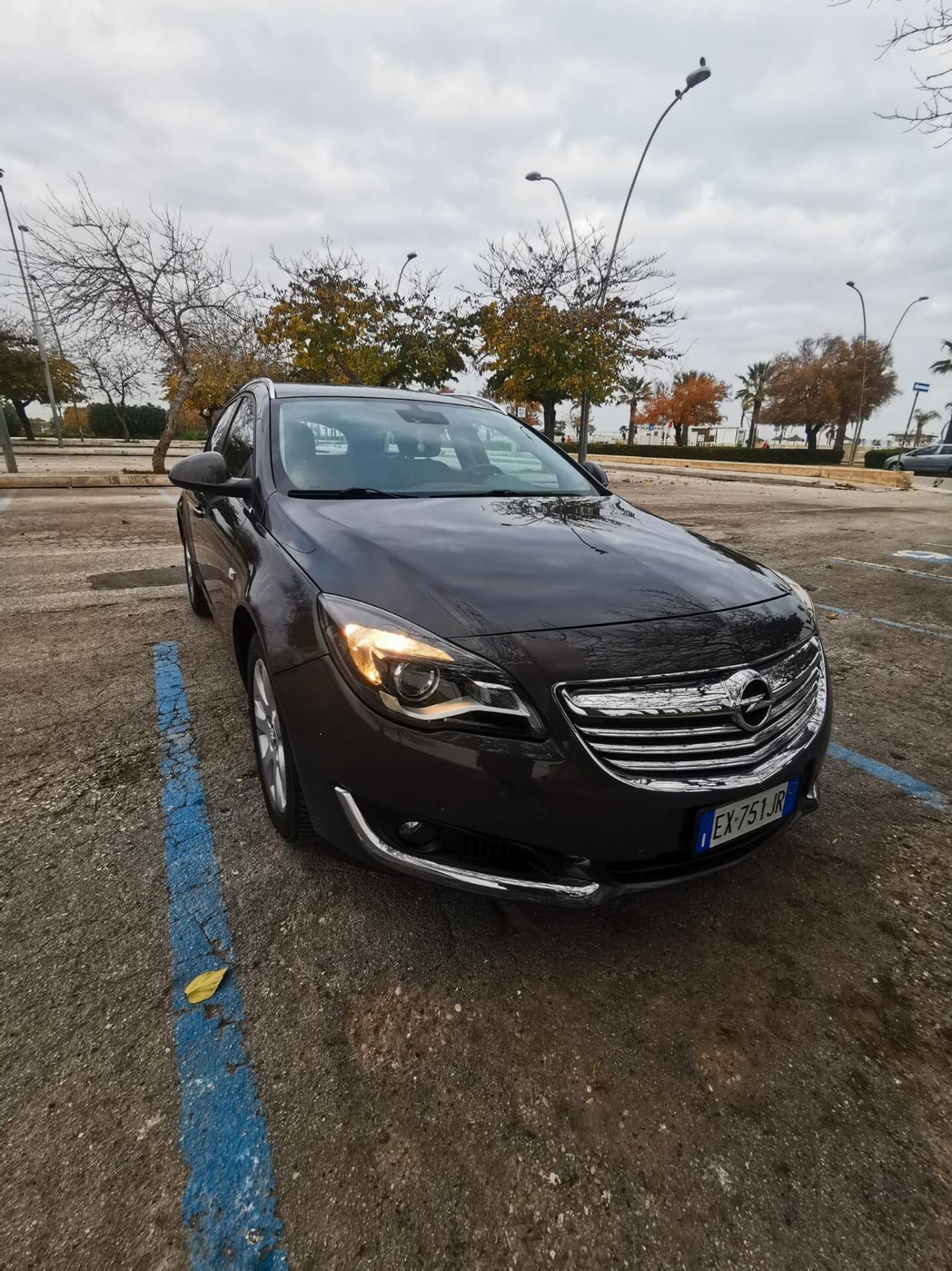 Opel Insignia 2.0 CDTI Sports Tourer aut. Cosmo 2014