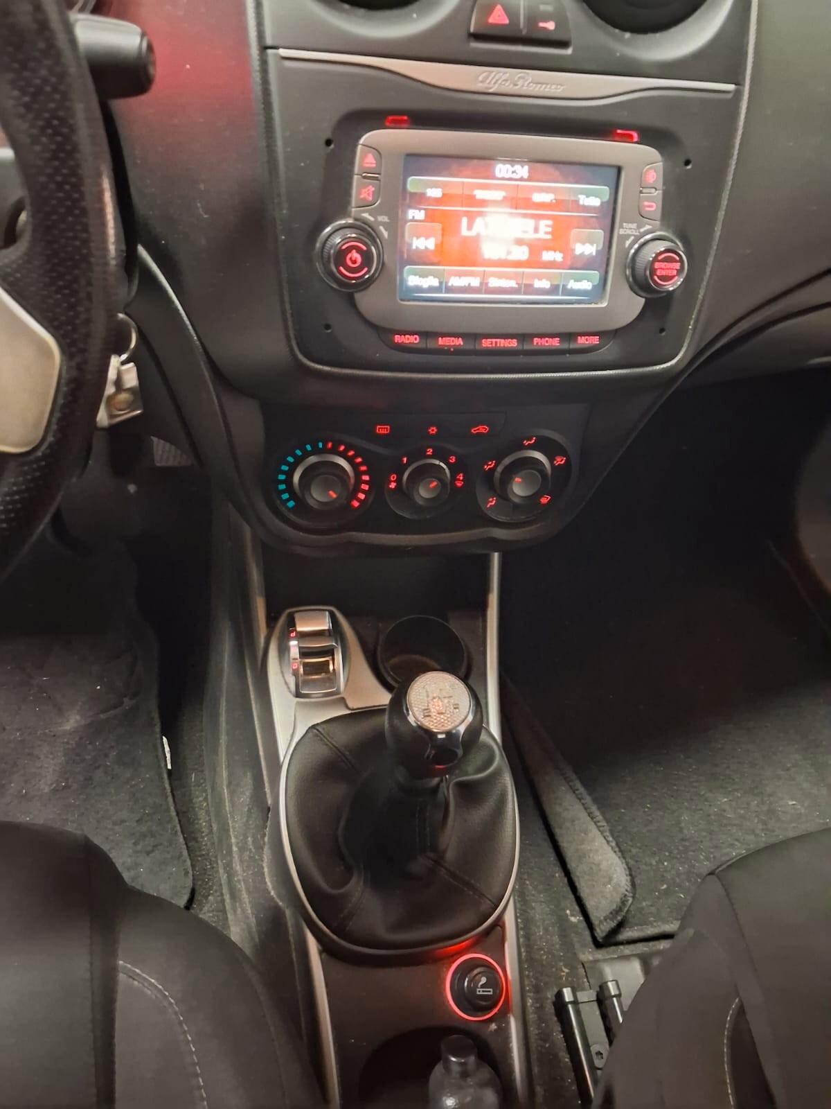 Alfa Romeo MiTo 1.3 JTDm 85 CV S&S Distinctive