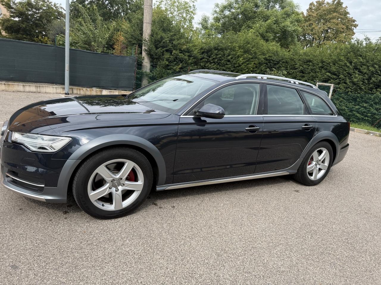 Audi A6 allroad Allroad 3.0 TDI - 4X4 - NAV. - 12 MESI DI GARANZIA -