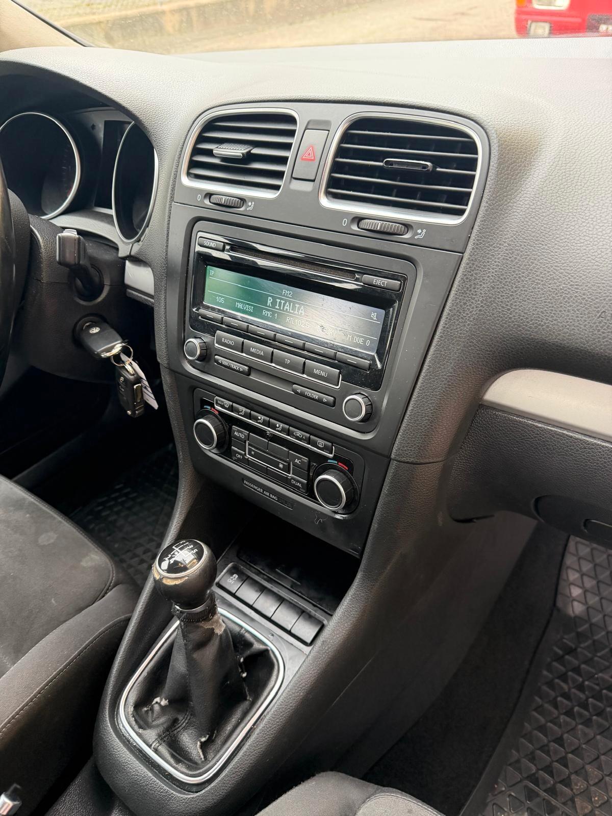 Volkswagen Golf 6, 1.6 TDI 5P. Highline