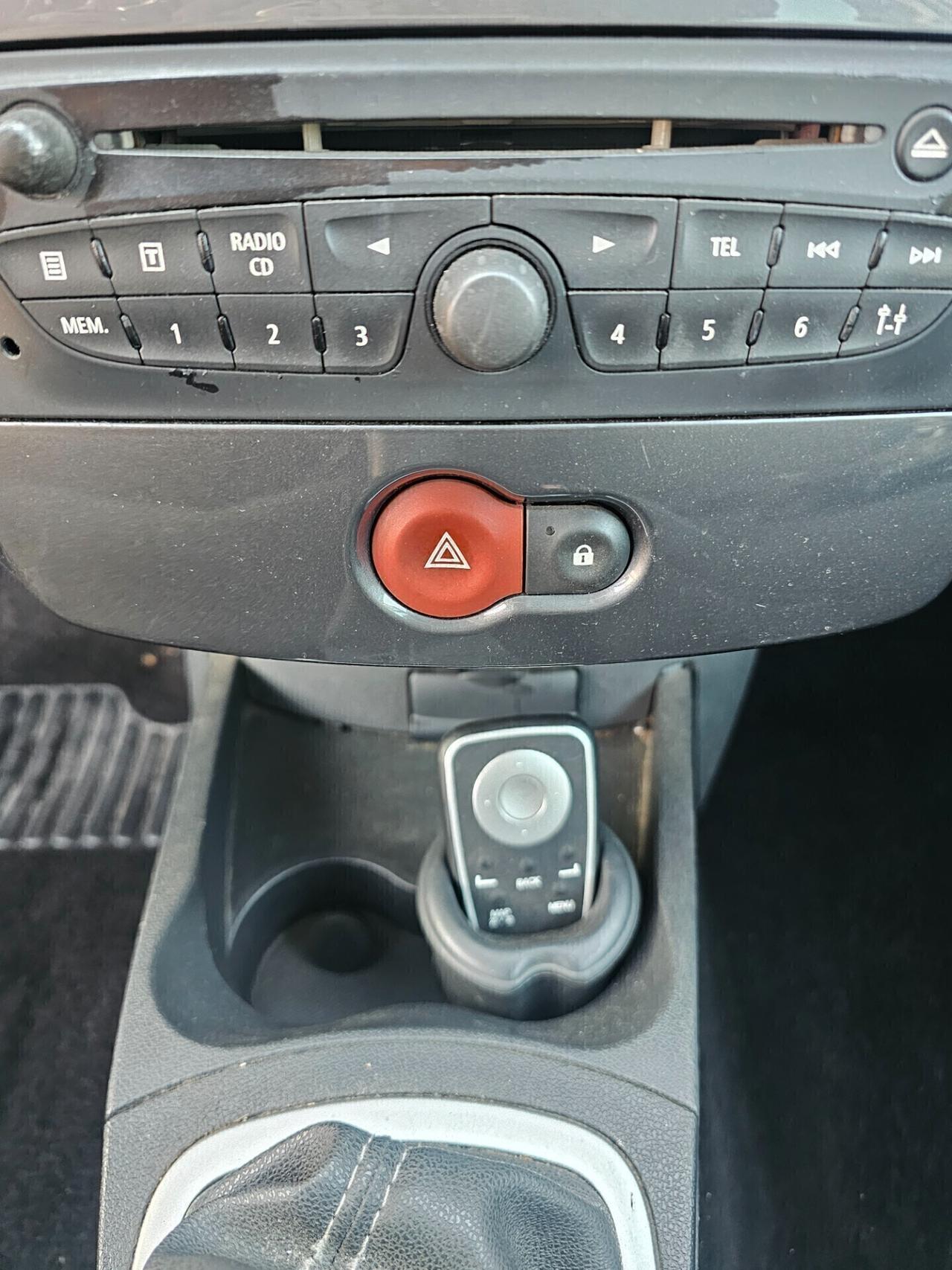 Renault Clio 1.2 16V SporTour GUIDABILE DA NEOPATENTATI