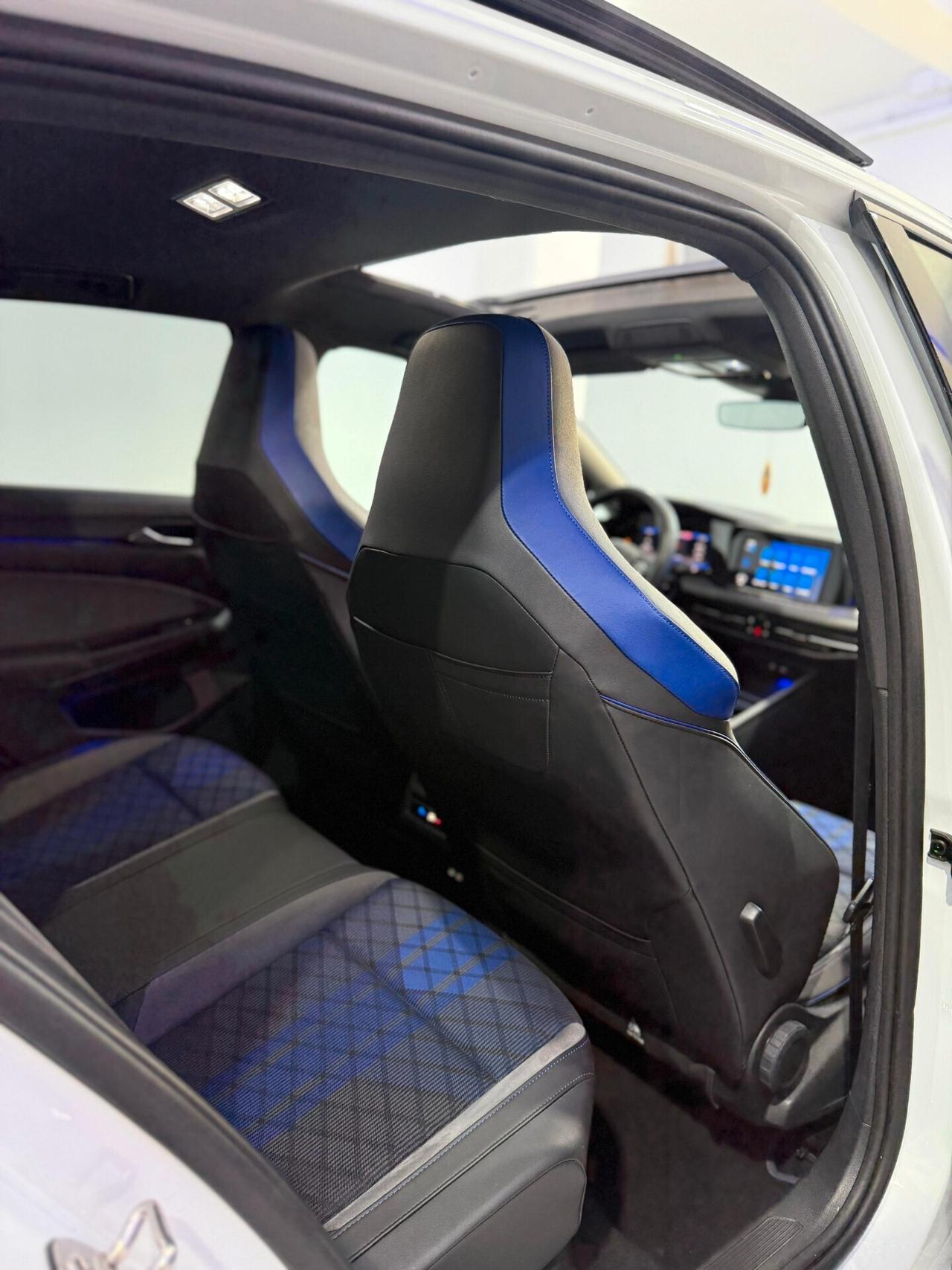 Volkswagen Golf 2.0 TSI R DSG 4Motion