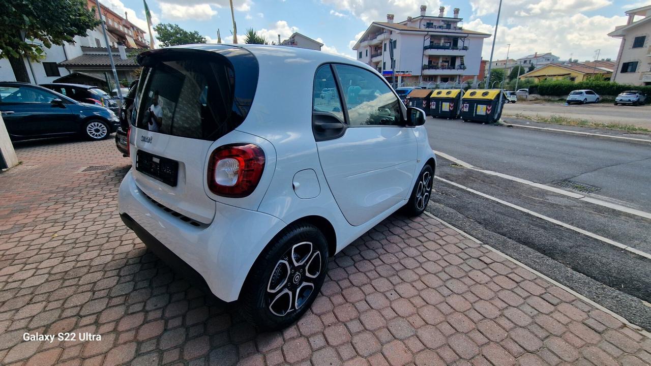 Smart ForTwo 90 0.9 Turbo twinamic PASSION * LED+ PANORAMA*