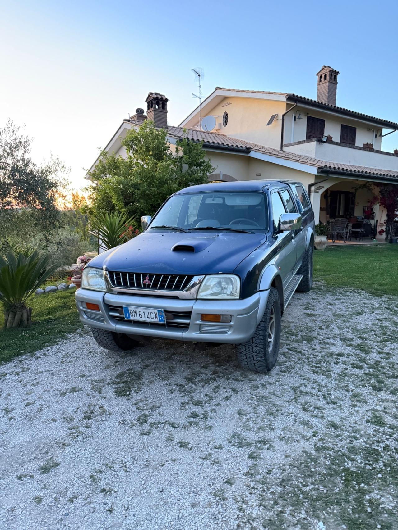Mitsubishi L200 2.5 TDI 4WD Club Cab Pup. GLS Targ.