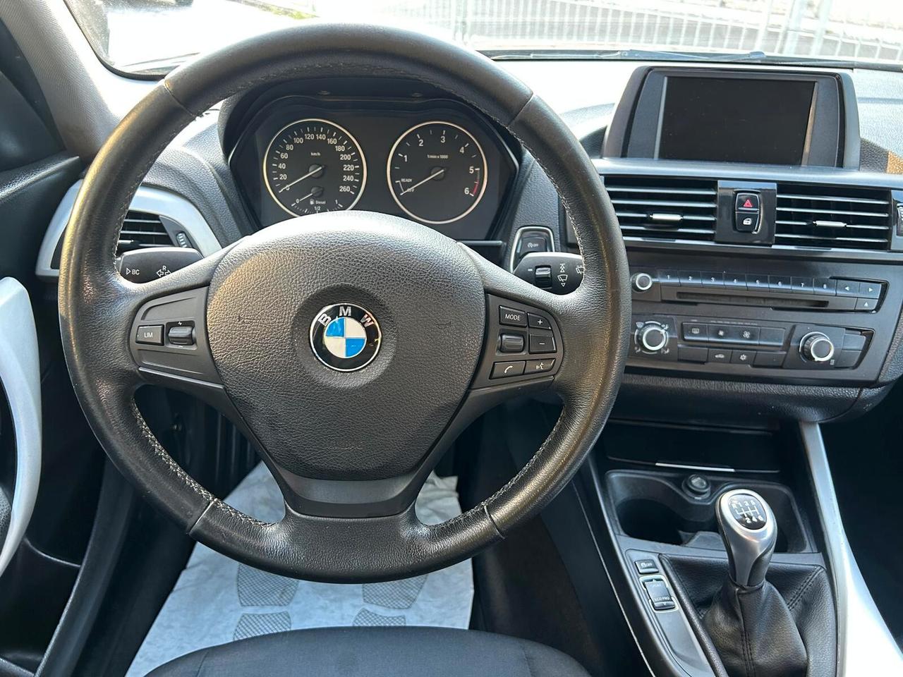 Bmw 116 116d 5p. Efficient Dynamics Urban