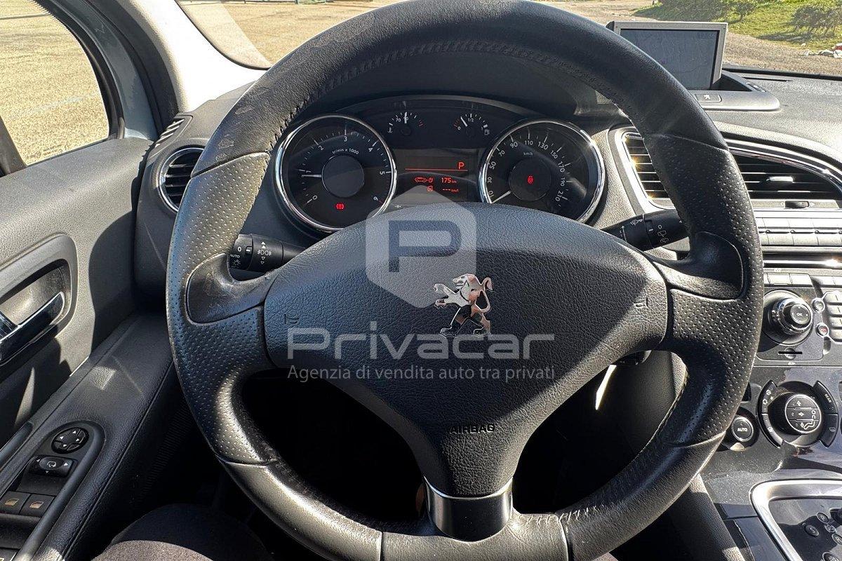 PEUGEOT 5008 2.0 HDi 163CV aut. Féline
