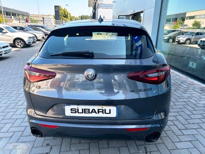 Alfa Romeo Stelvio 2.2 Turbodiesel 210 CV AT8 Q4 Veloce
