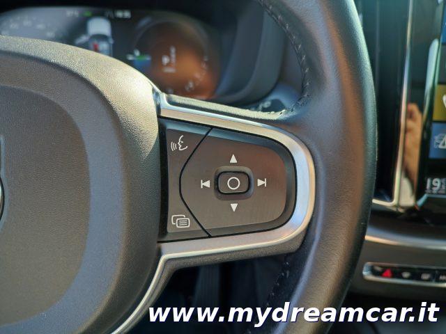 VOLVO XC60 T6 Recharge Plug-in Hybrid AWD Inscription