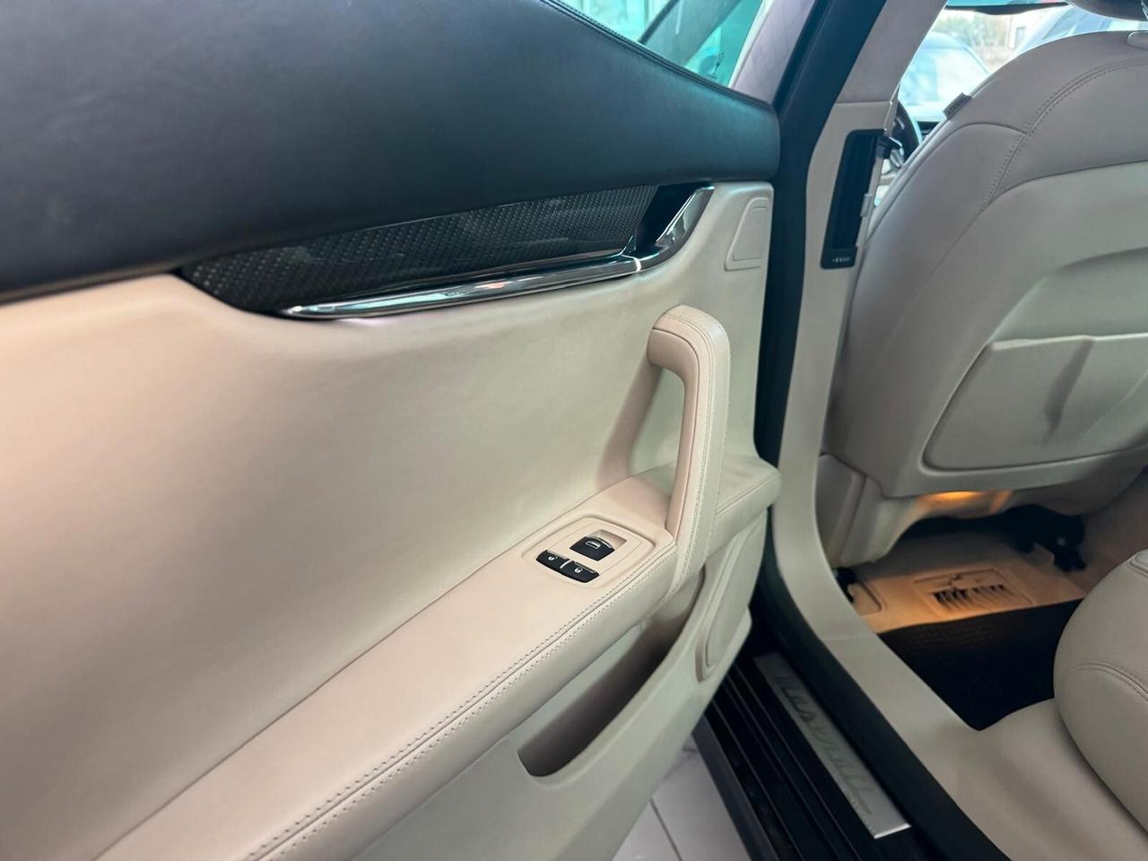 Maserati Quattroporte V6 430 CV S Q4