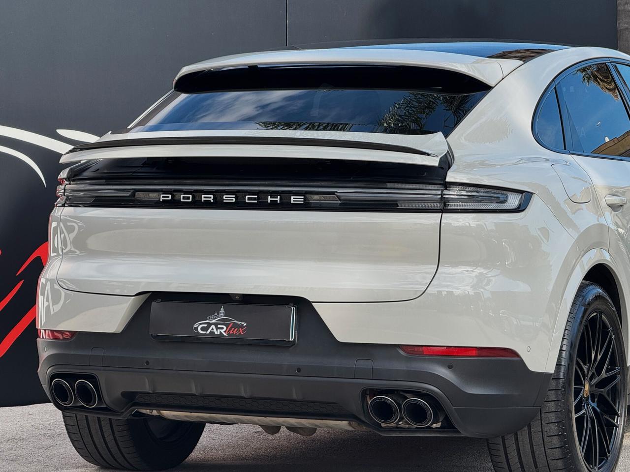 Porsche Cayenne Coupe 3.0 E-hybrid TETTO TV DISPLAY