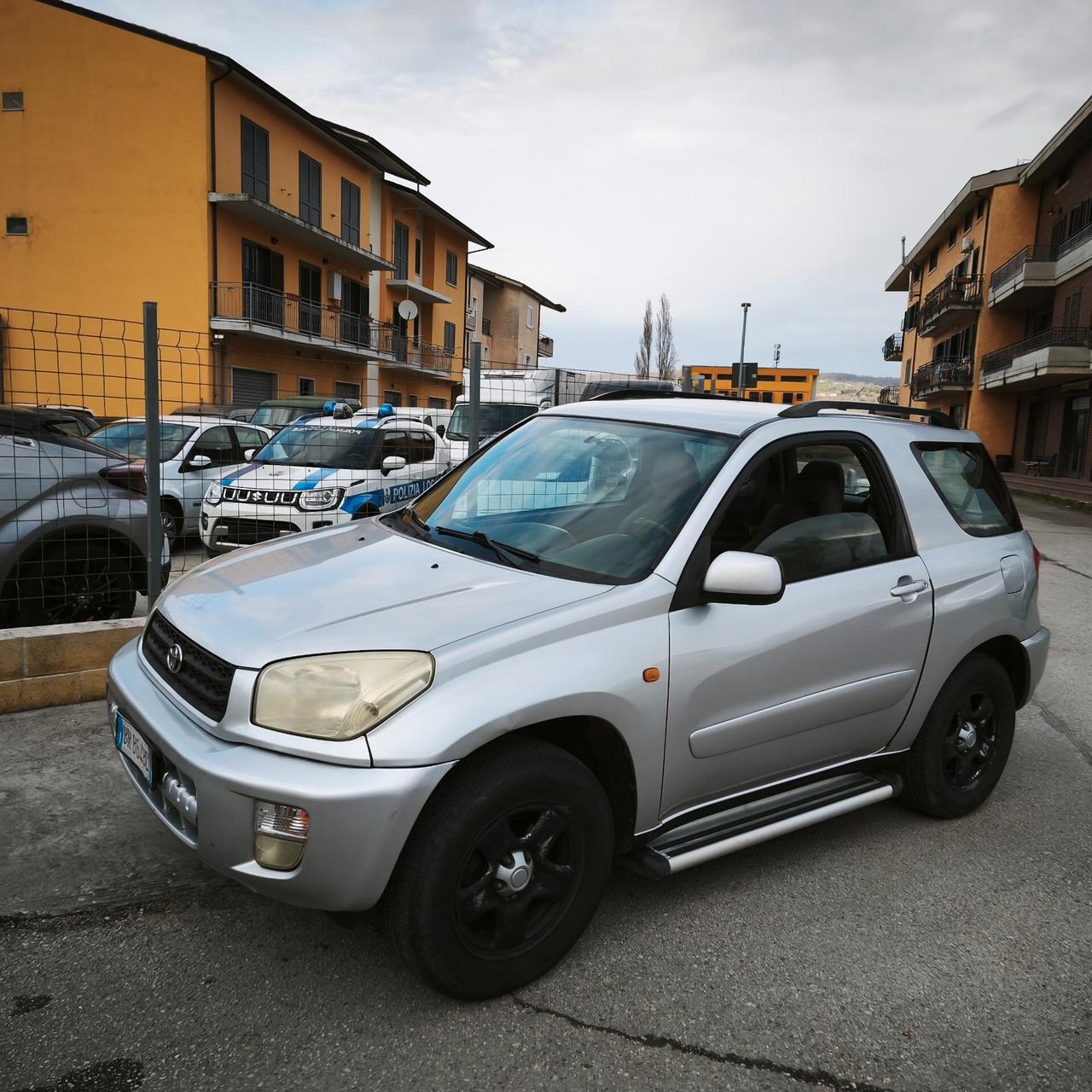 Toyota RAV 4 RAV4 2.0 16V cat 3 porte