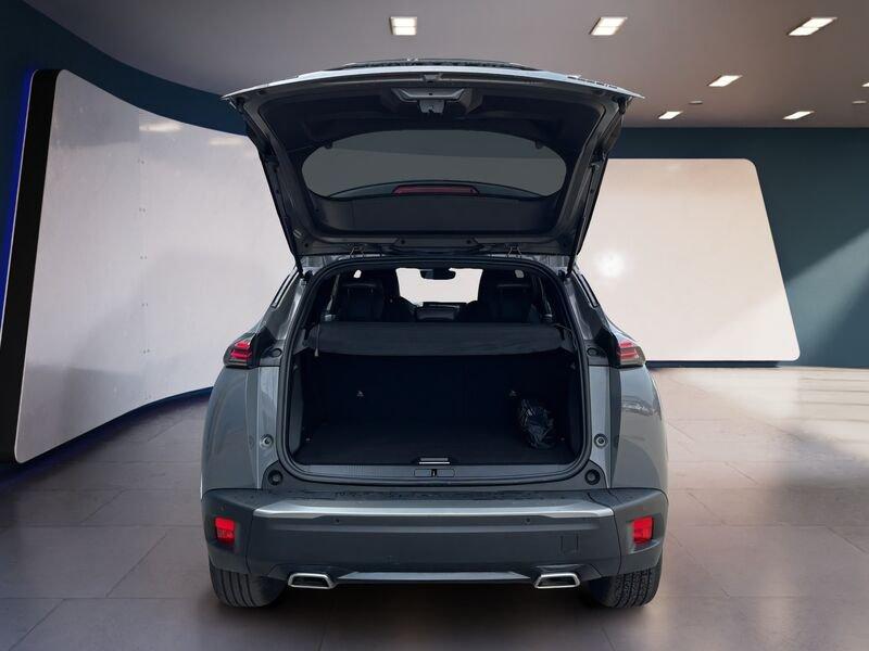 Peugeot 2008 II 2023 1.2 hybrid GT 145cv e-dcs6
