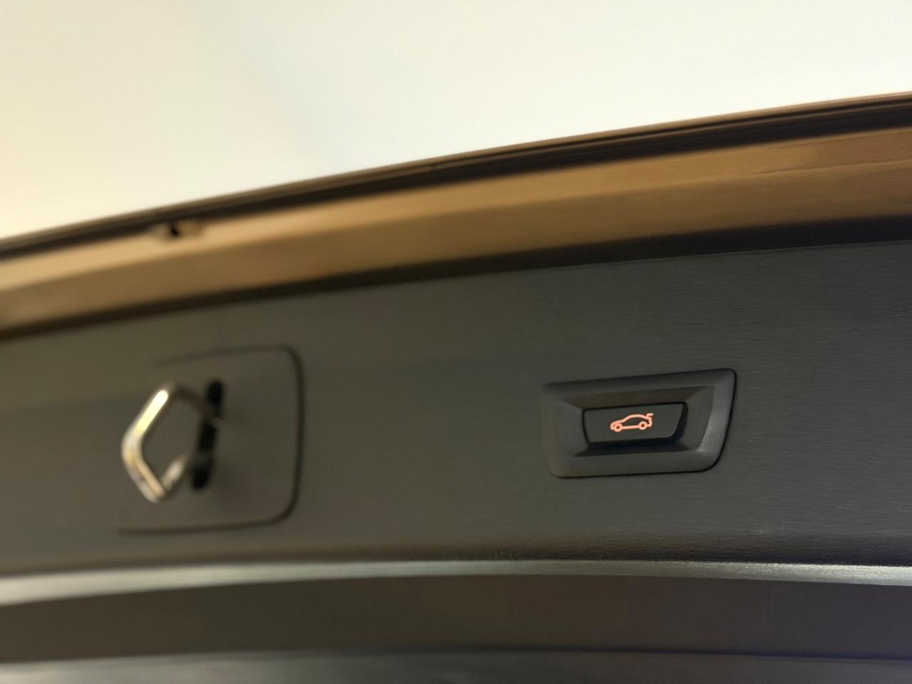 Bmw X1 sdrive 18d Xline 150CV Restyling