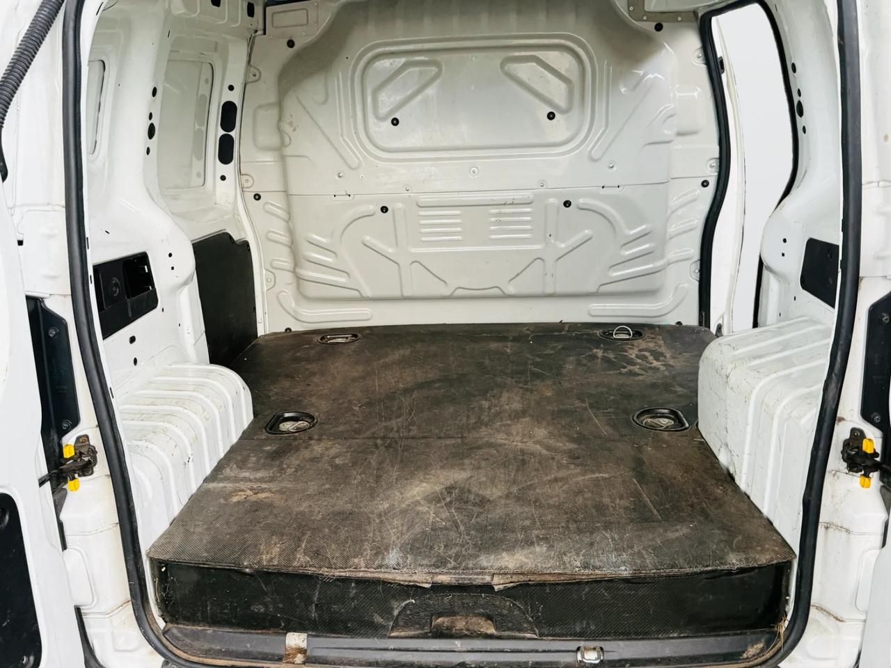 Fiat FIORINO*1.4 GPL*77 CV*NEOPATENTATI*2 POSTI*VAN*