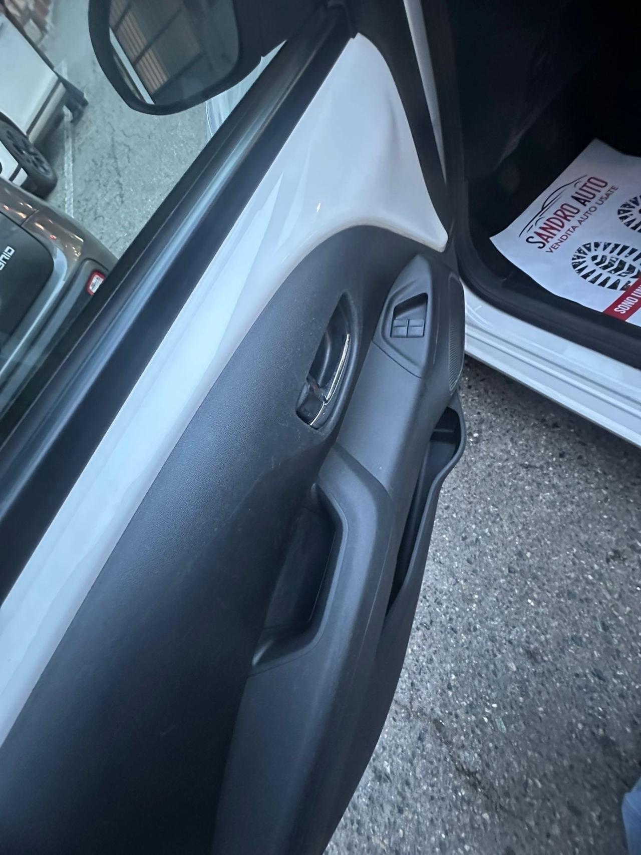 Toyota Aygo 1.0 VVT-i 69 CV 5 porte x-play