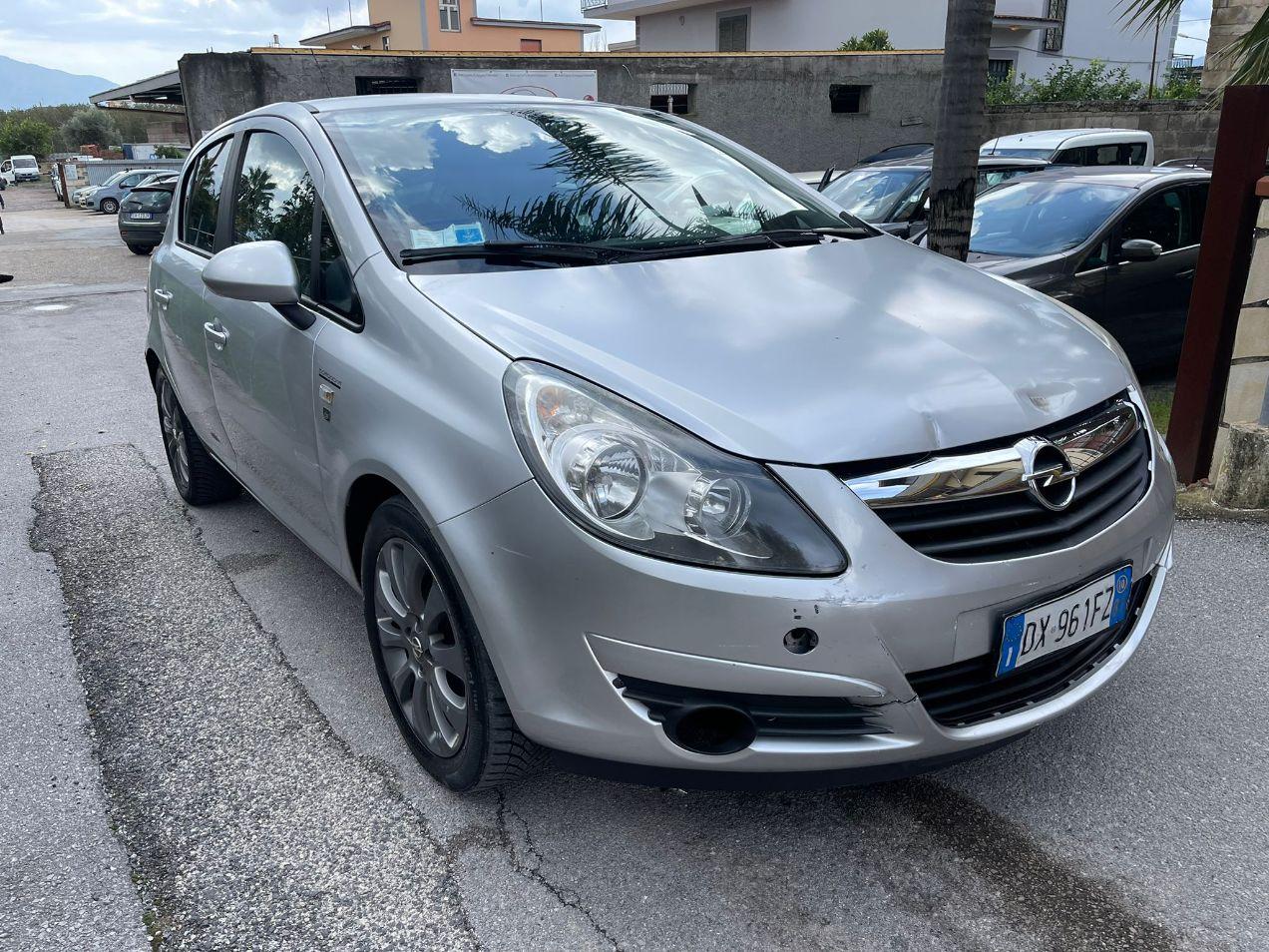 Opel Corsa 5 Porte Corsa 5p 1.2 Edition Gpl-tech 80cv LEGGI