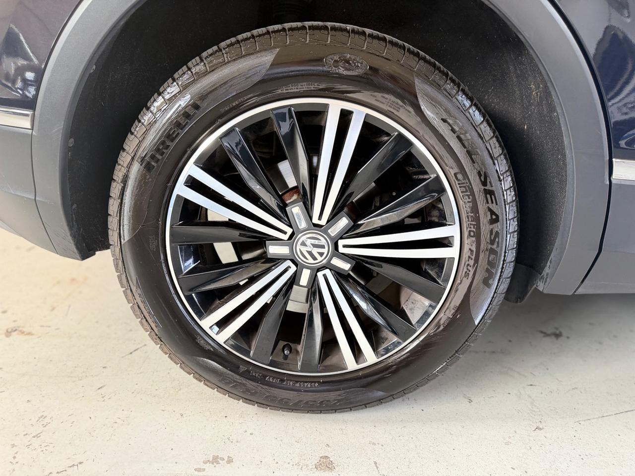 Volkswagen Tiguan 2.0 TDI SCR DSG Business BlueMotion Technology