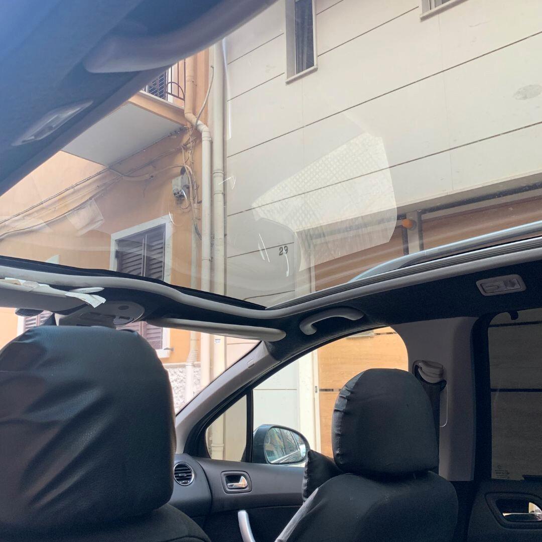 Peugeot 308 1.6 HDi 110CV SW Ciel Premium